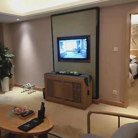 Feicheng Blossom Hotel Eksteriør bilde