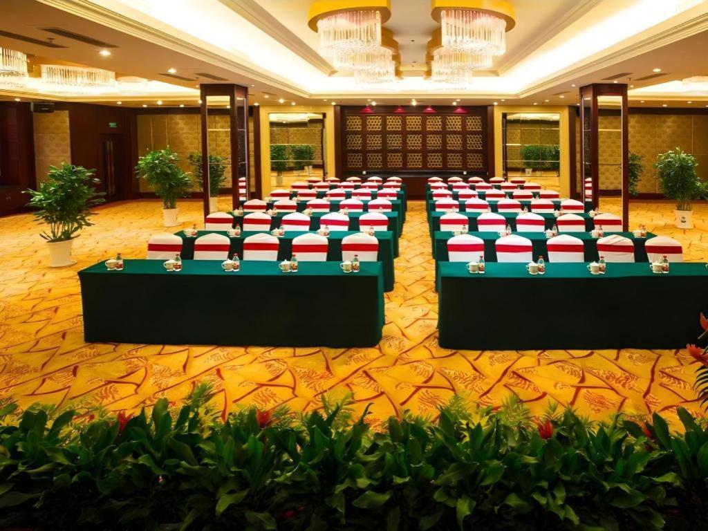 Feicheng Blossom Hotel Eksteriør bilde