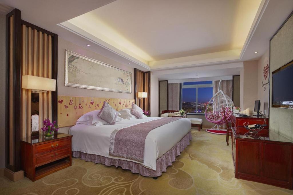 Feicheng Blossom Hotel Eksteriør bilde