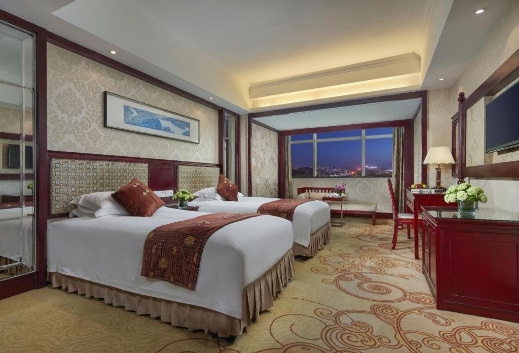 Feicheng Blossom Hotel Eksteriør bilde