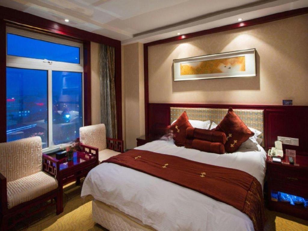 Feicheng Blossom Hotel Eksteriør bilde