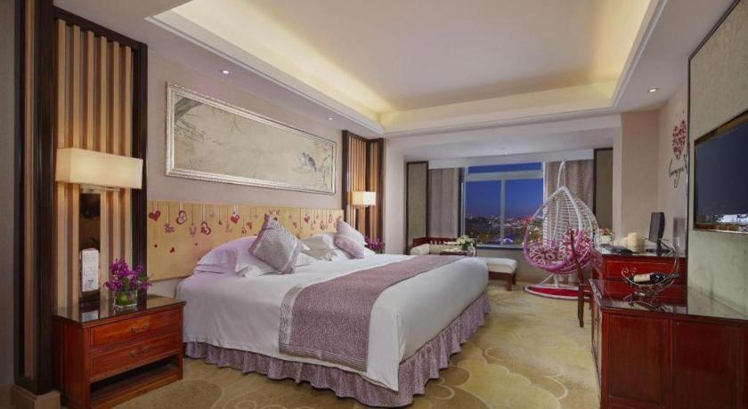 Feicheng Blossom Hotel Eksteriør bilde