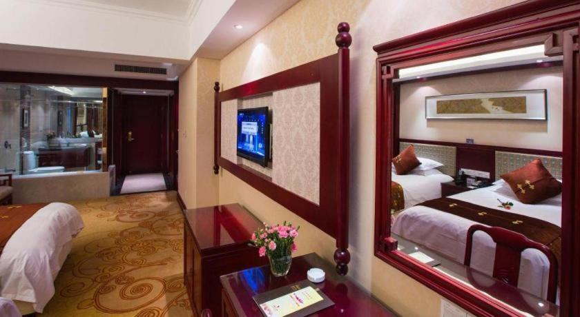Feicheng Blossom Hotel Eksteriør bilde