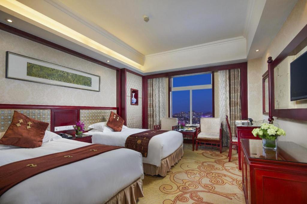 Feicheng Blossom Hotel Eksteriør bilde